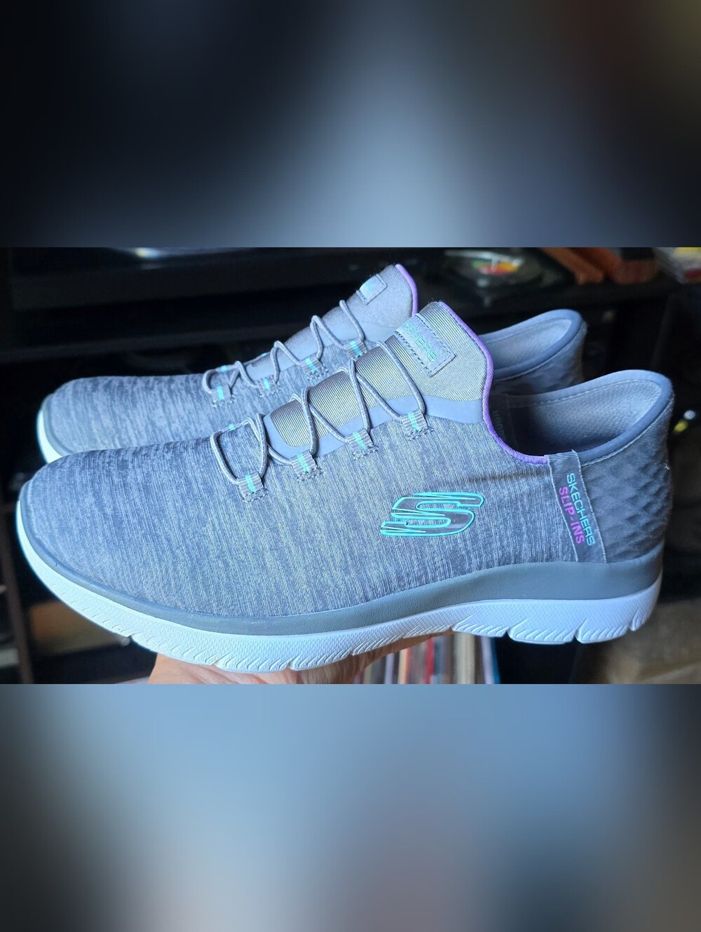 Sz 7 Women's SKECHERS SLIP-INS SUMMITS DAZZLING HAZE Grey